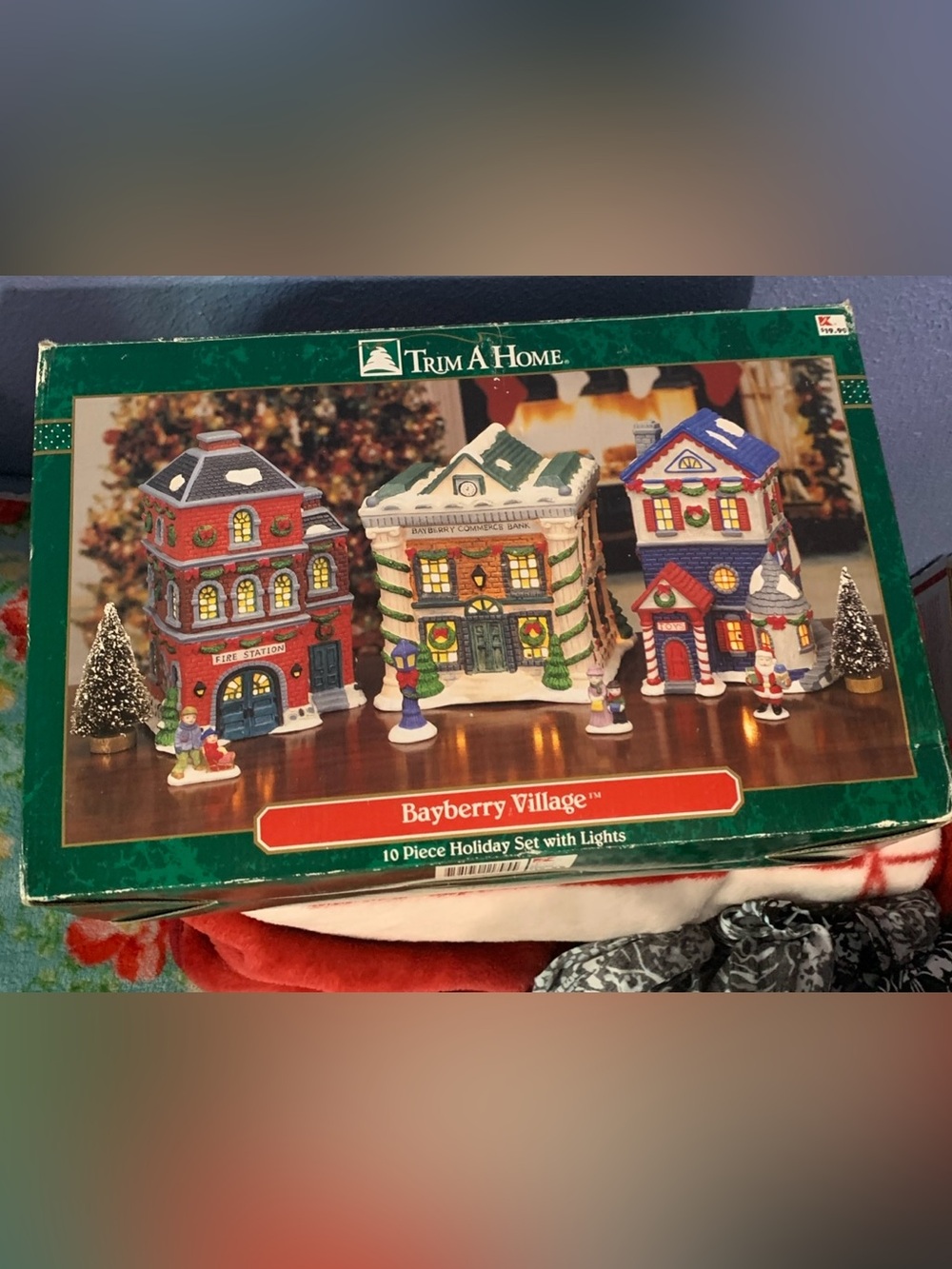 Vintage Trim  a Home Bayberry Christmas Village 10 Piece Set Porcelain
